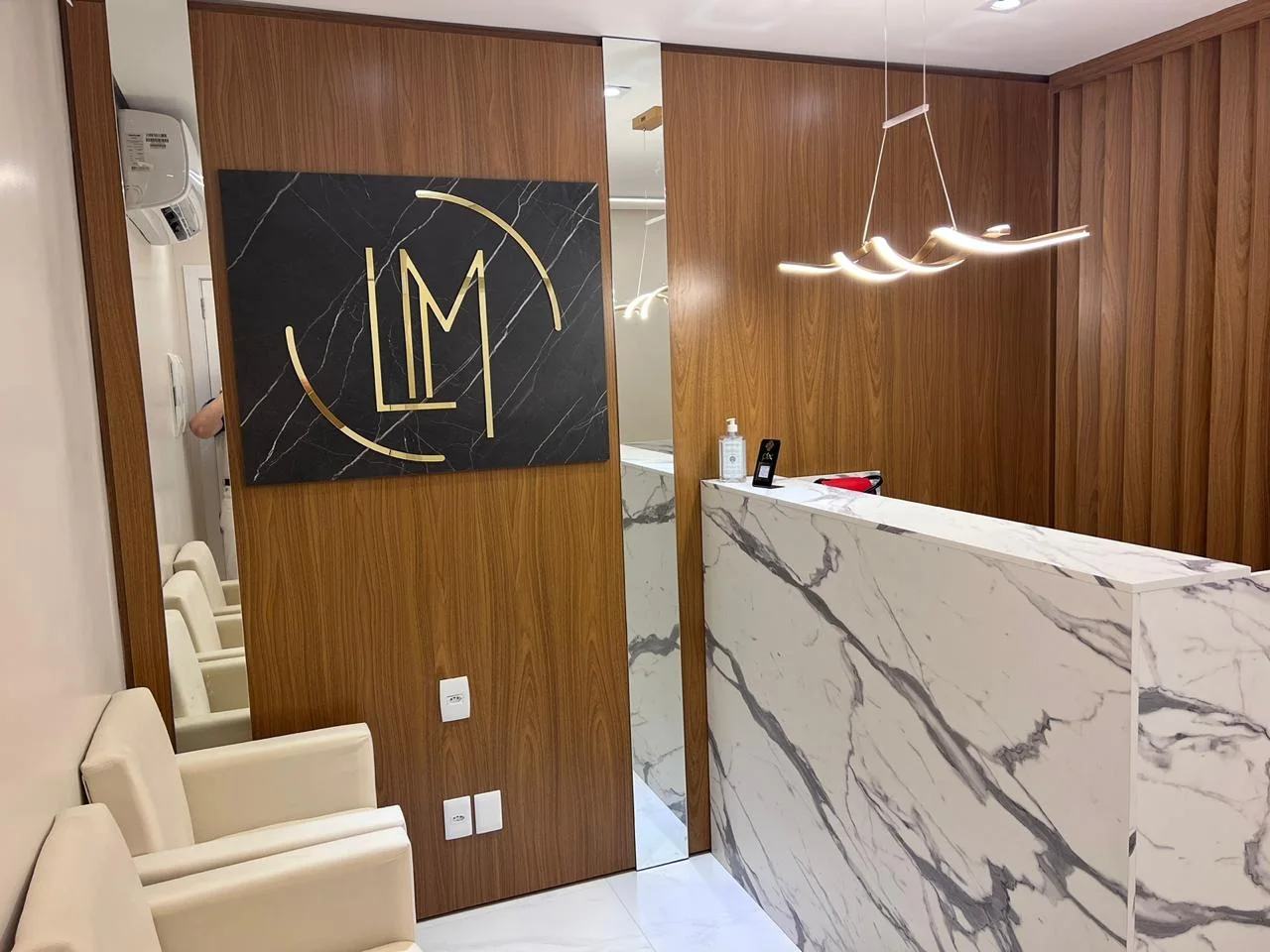 Recepção da Clínica Lucas Mallmann em Porto Alegre